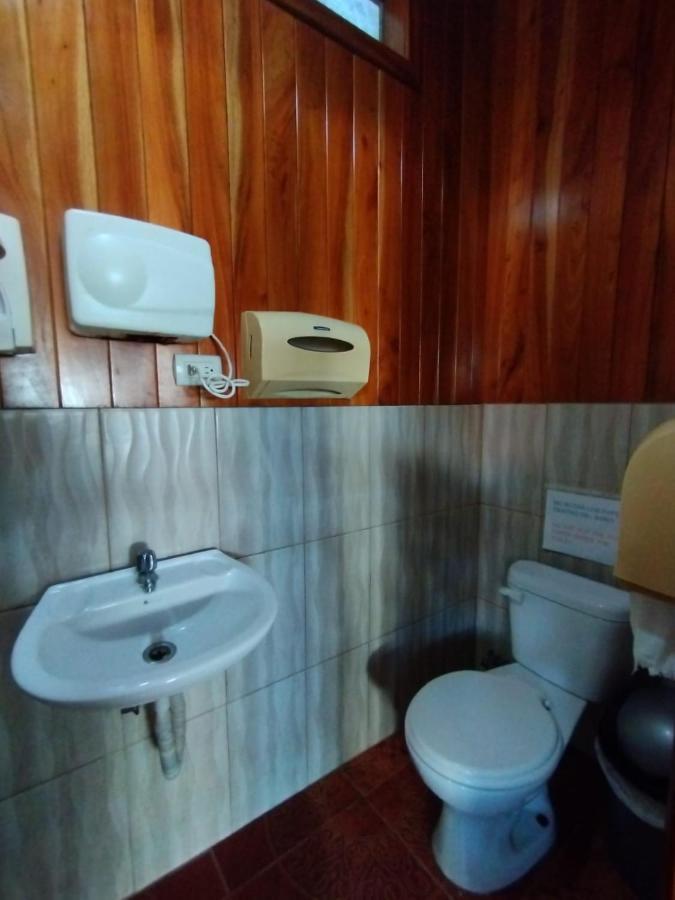 Hostal Brisas Del Mar بْوُرتو فيلاميل المظهر الخارجي الصورة