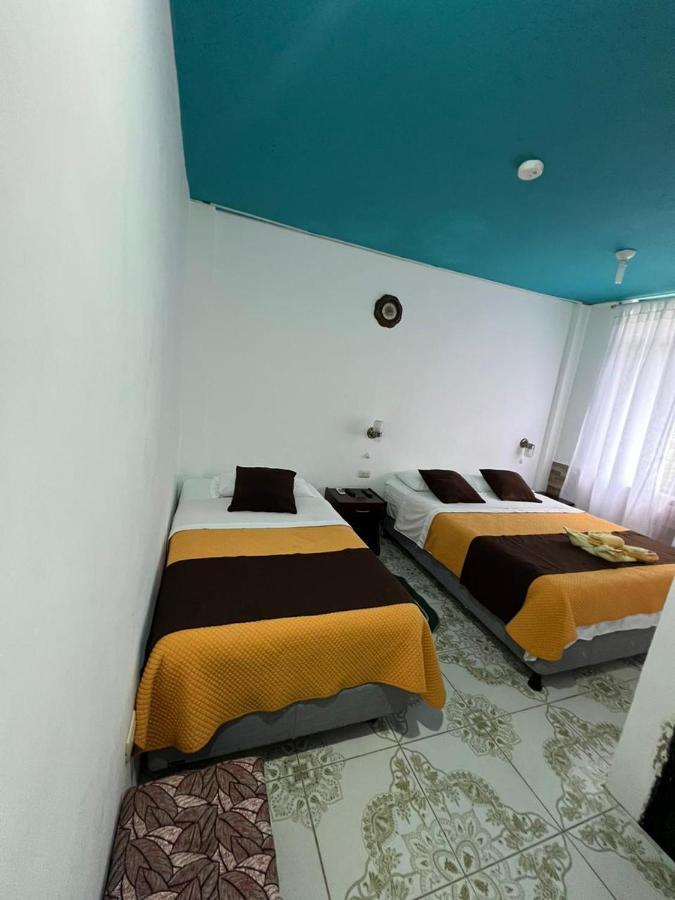 Hostal Brisas Del Mar بْوُرتو فيلاميل المظهر الخارجي الصورة